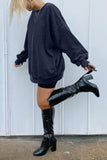 Top a maniche lunghe con motivo a maniche lunghe oversize in felpa con spalle scoperte blu scuro