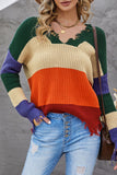 Maglione con orlo grezzo consumato con scollo a V colorblock da donna